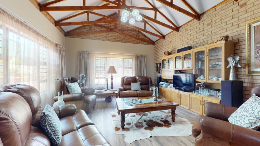 17 Bedroom Property for Sale in Vyfhoek A H North West